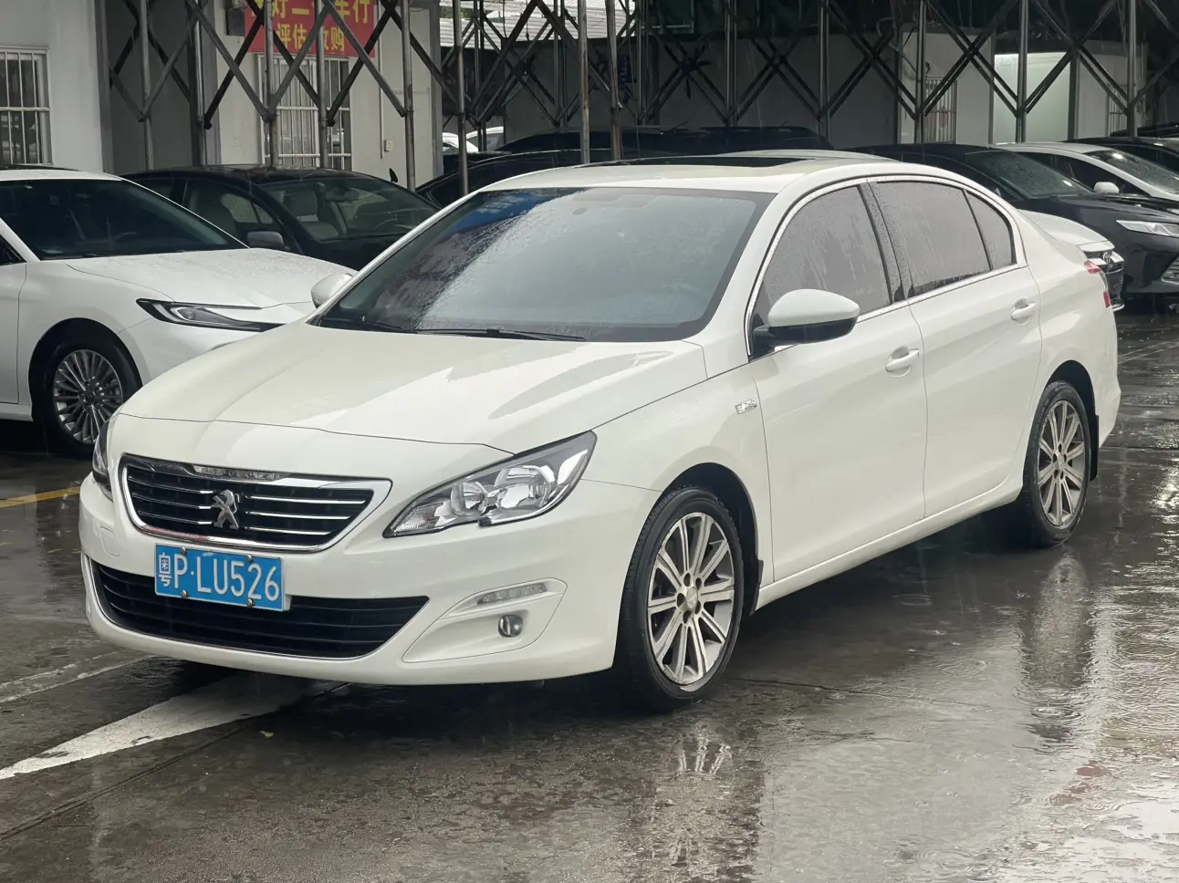 Peugeot 408