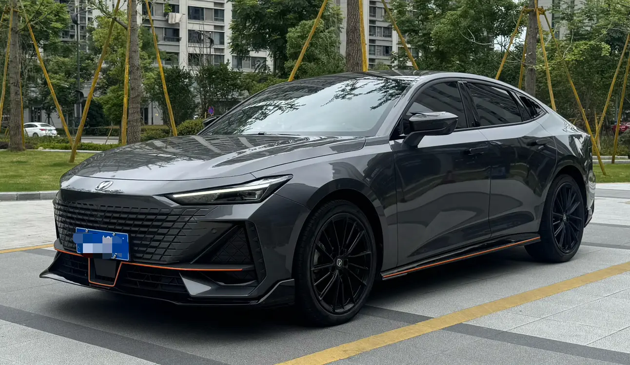 Changan UNI-V