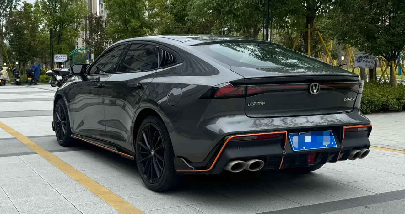 Changan UNI-V