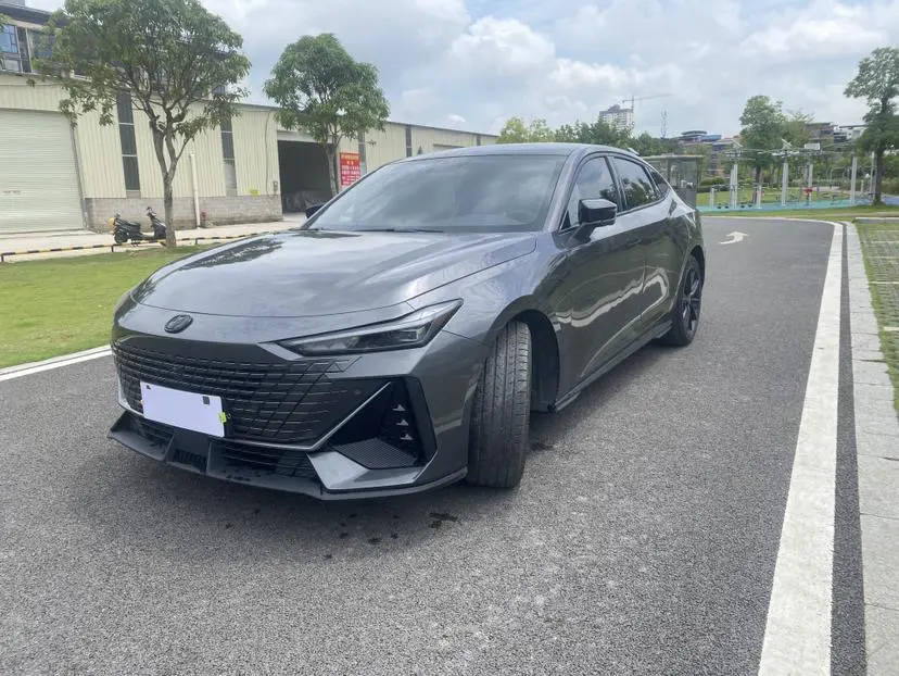 Changan UNI-V