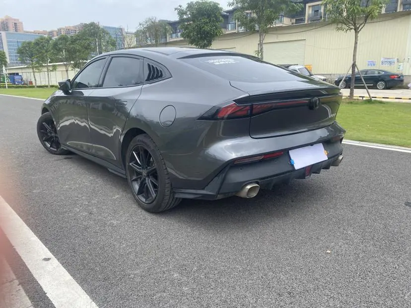 Changan UNI-V