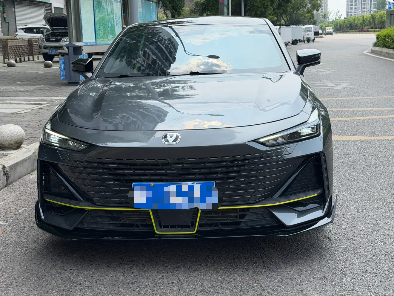Changan UNI-V