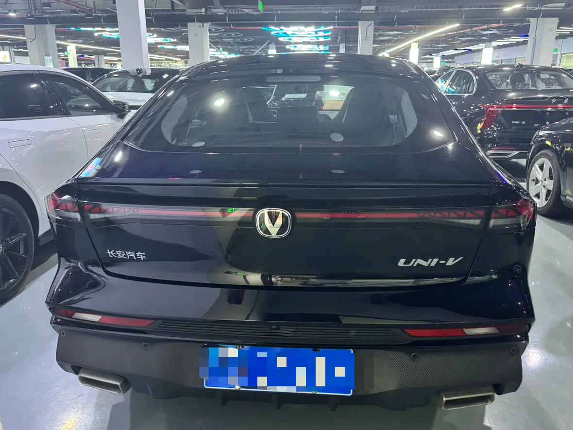 Changan UNI-V