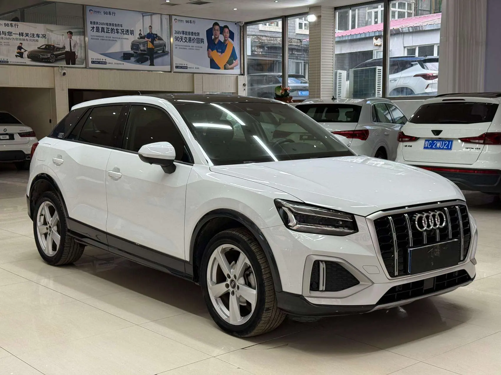 Audi Q2L
