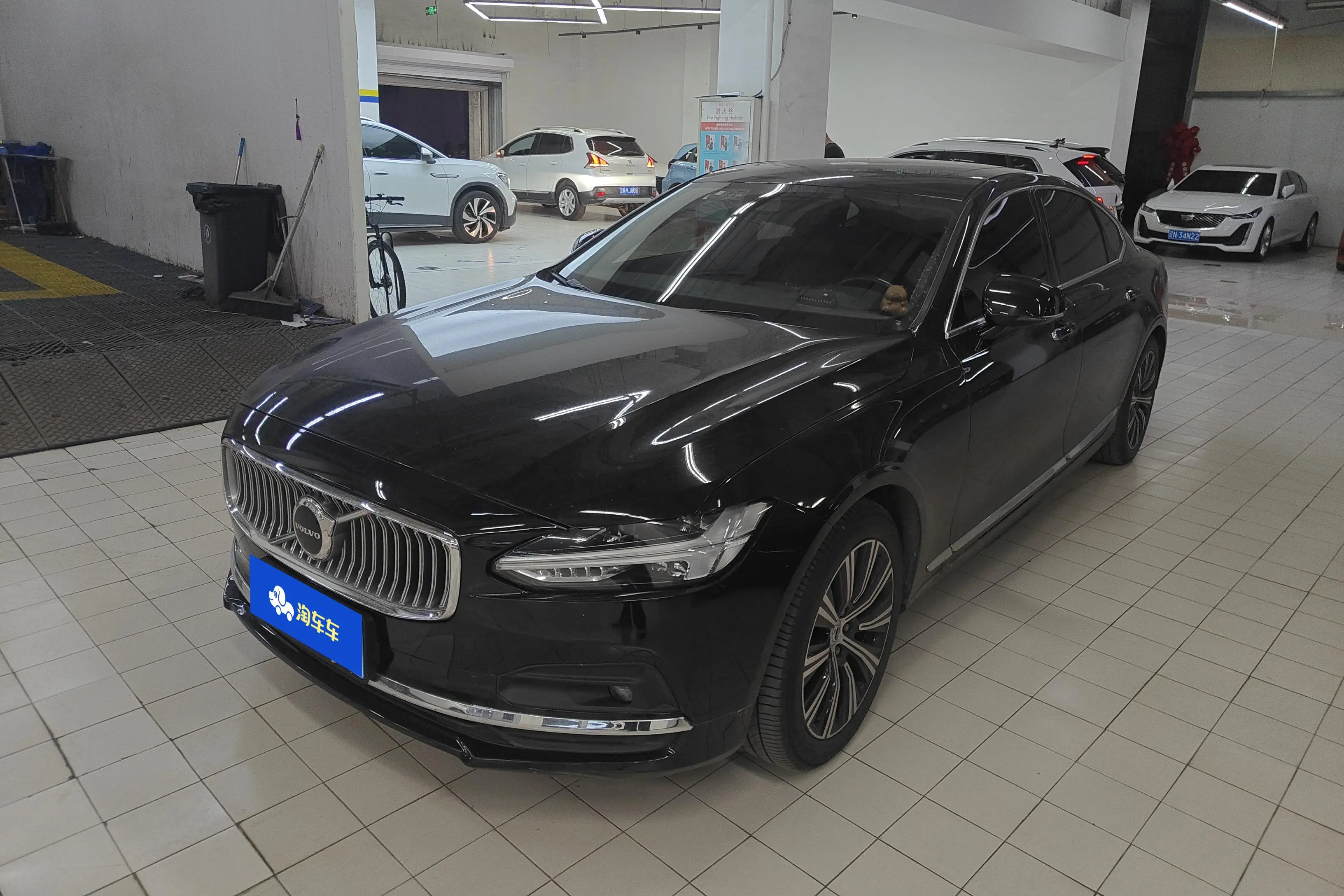 Volvo S90