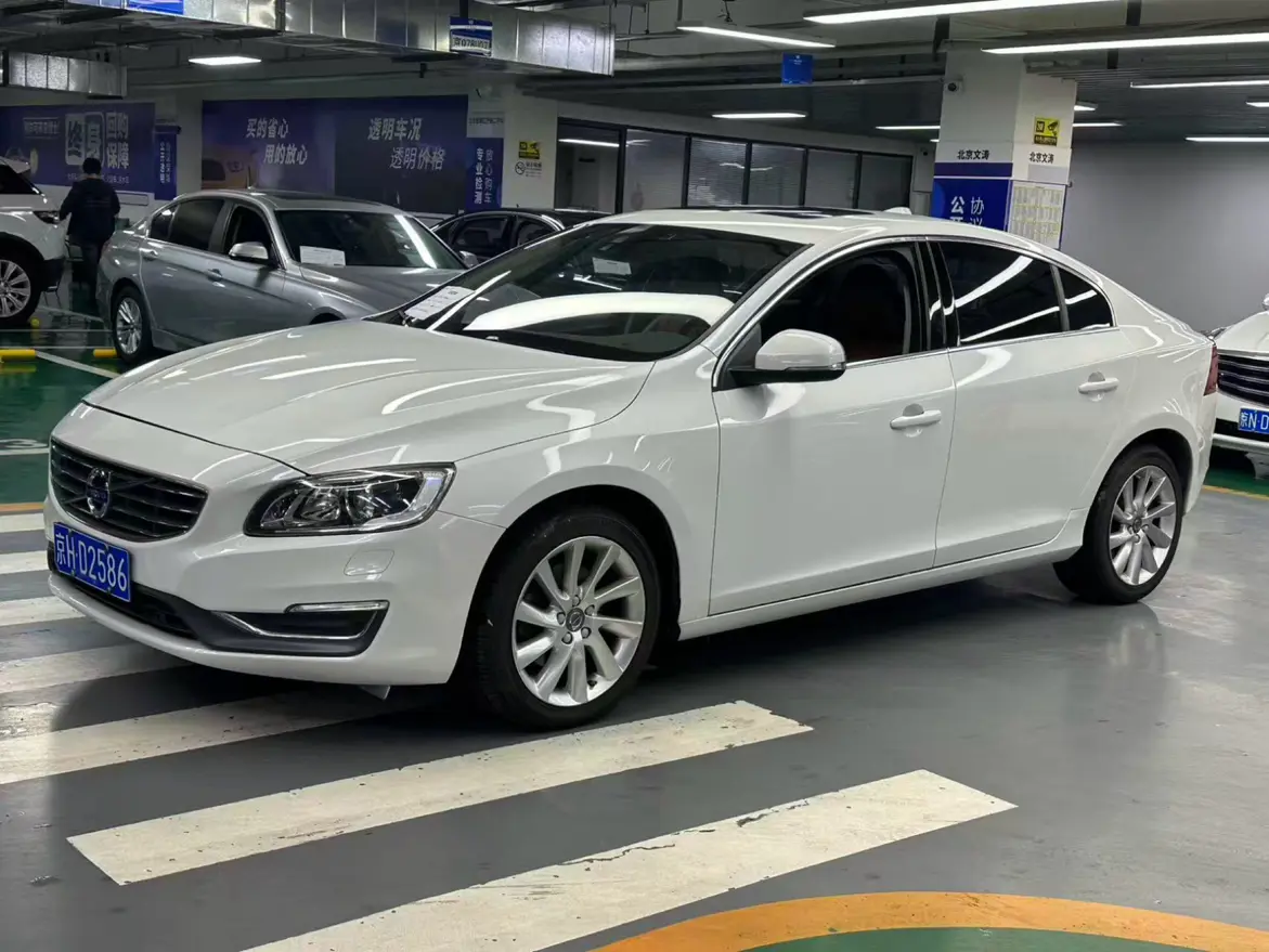 Volvo S60