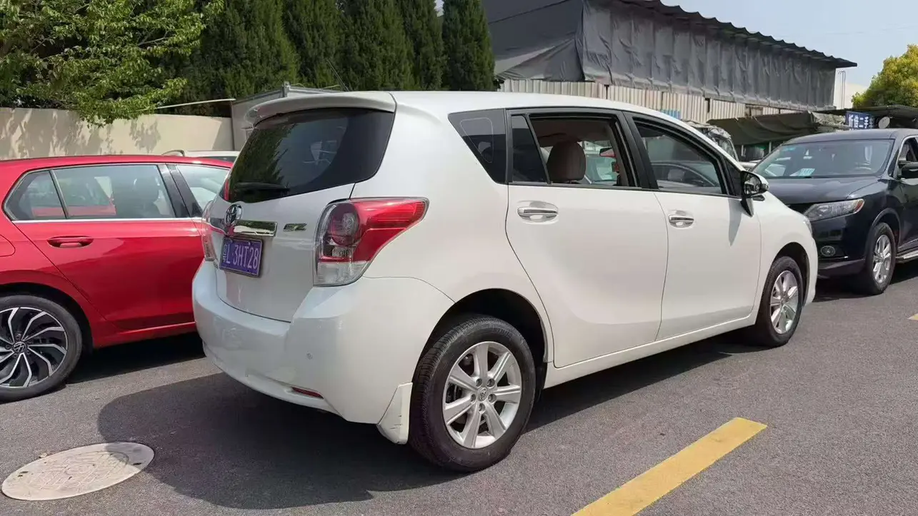 Toyota Verso / EZ