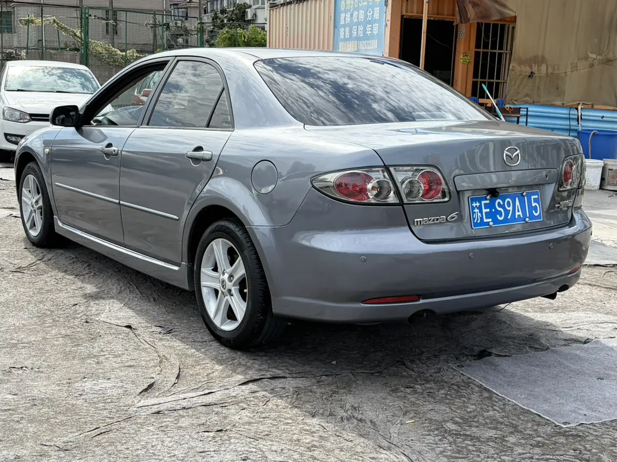 Mazda 6