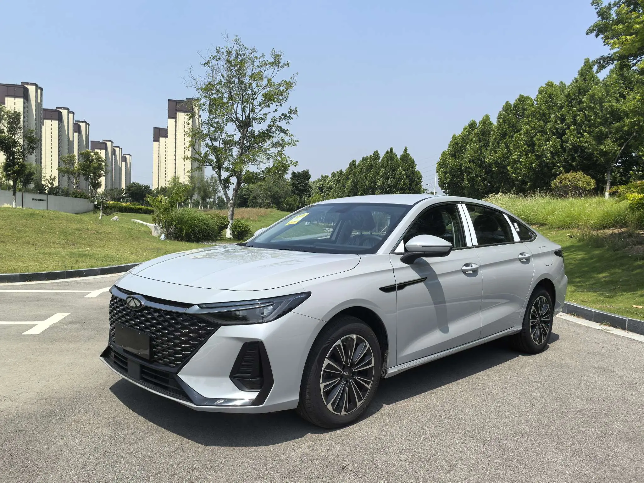 Chery Fengyun A8
