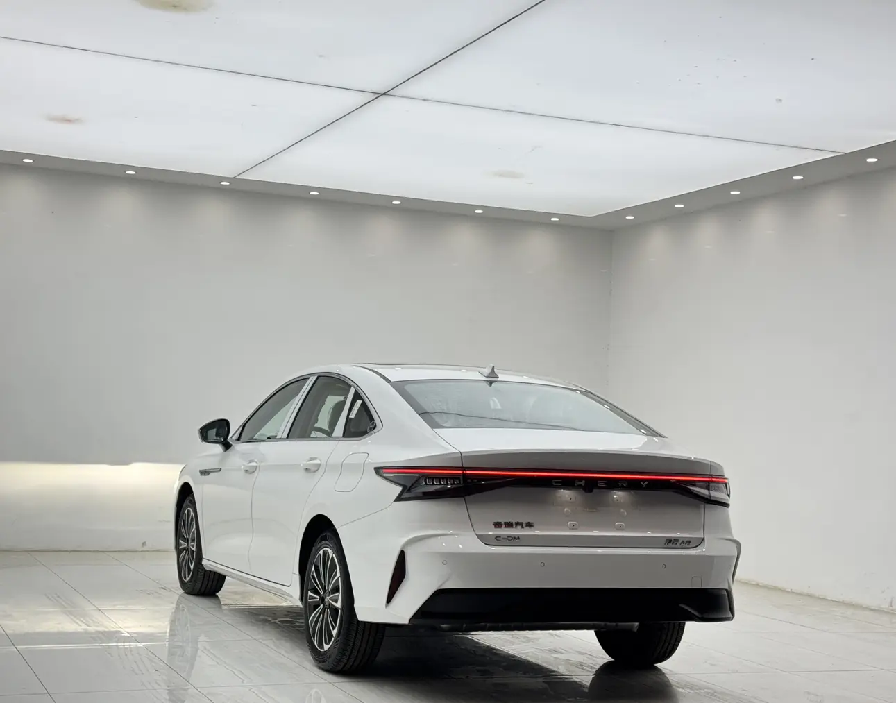 Chery Fengyun A8
