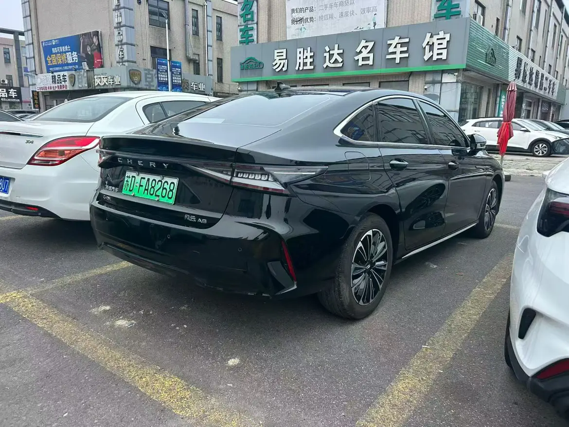Chery Fengyun A8