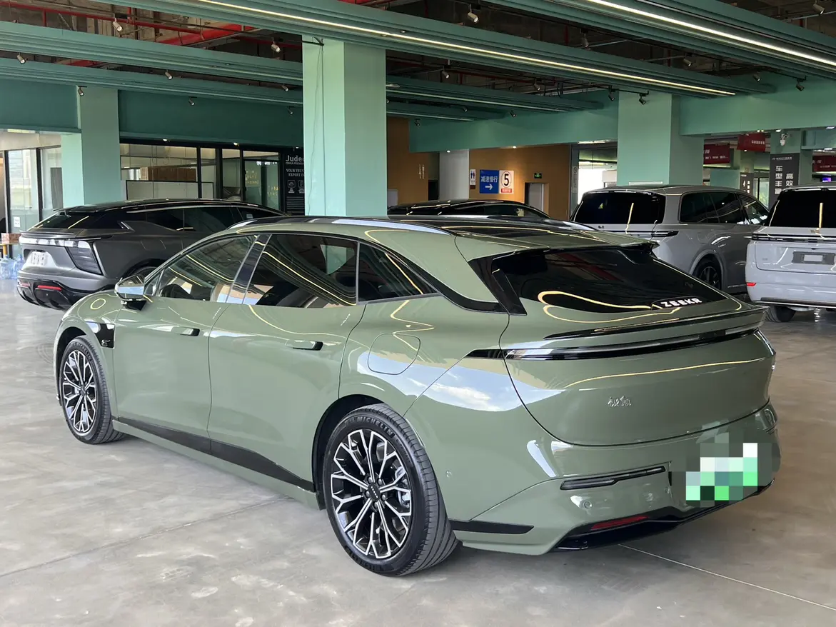 ZEEKR 007GT
