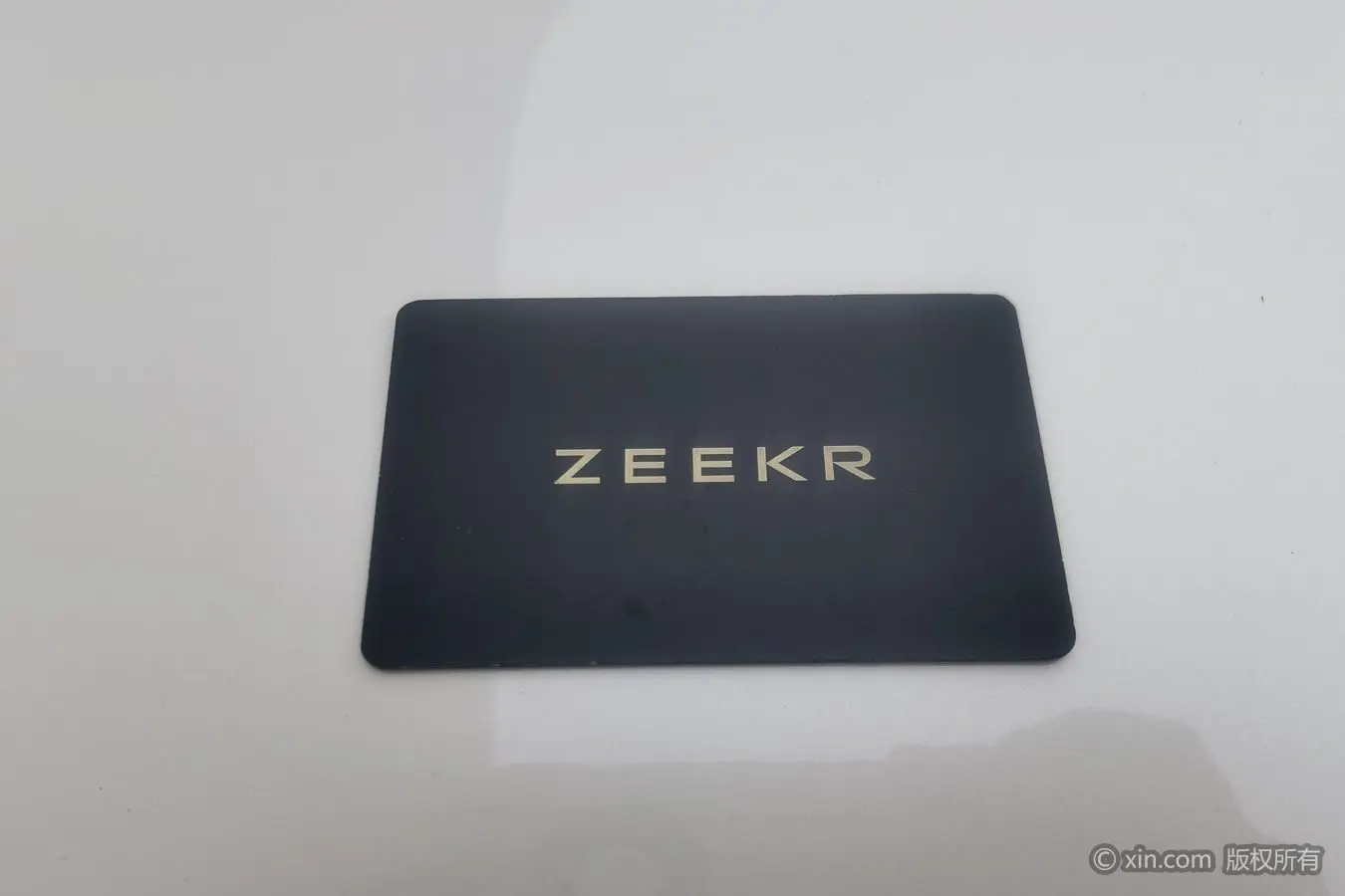 ZEEKR 001