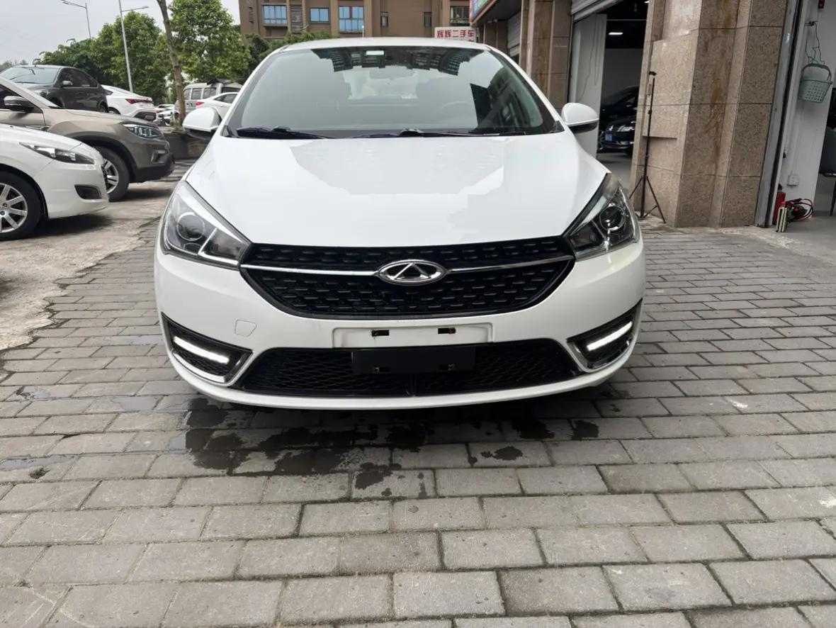 Chery Arrizo 5