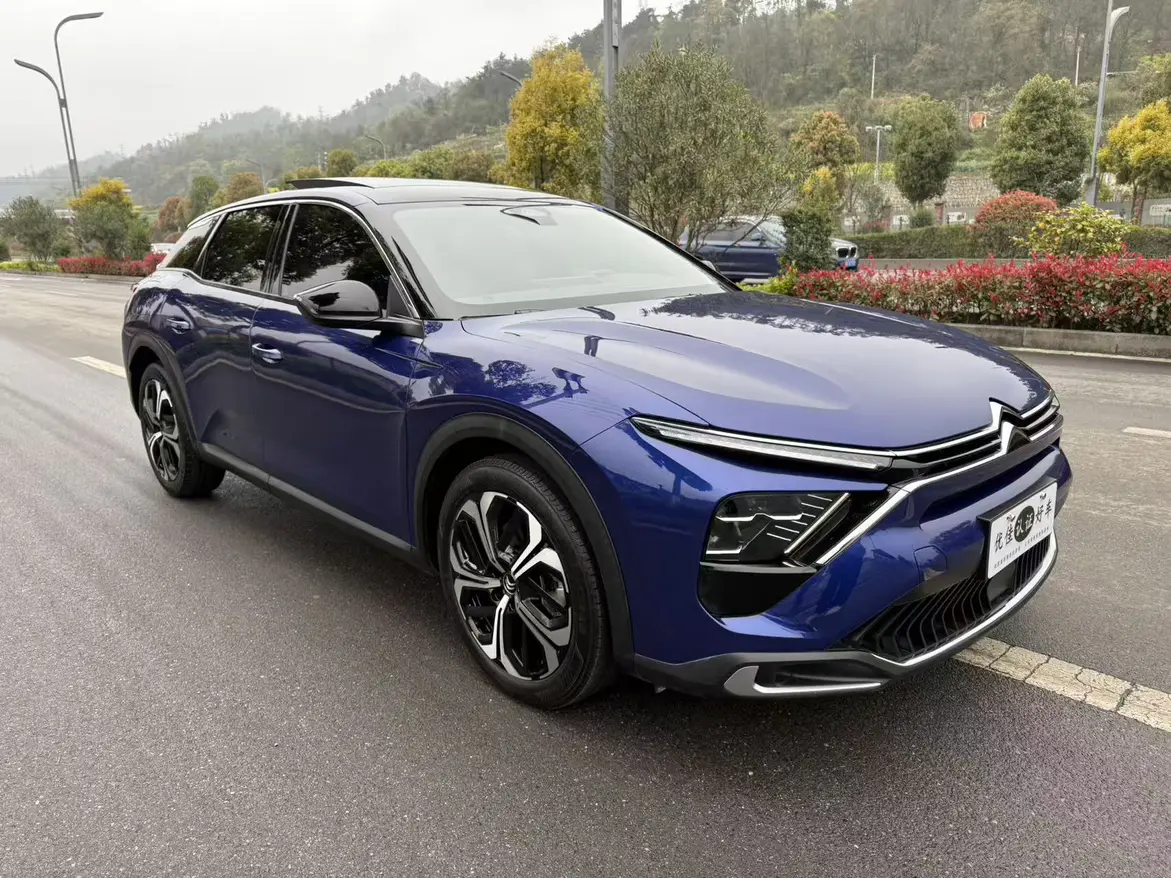 Citroën Versailles C5 X