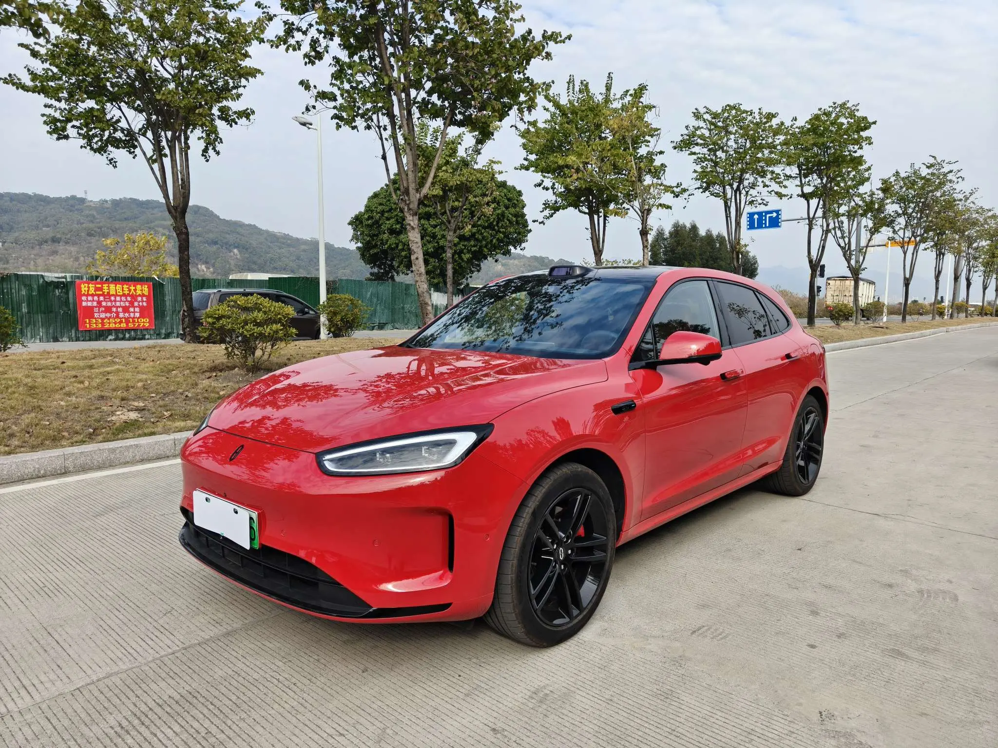 AITO M5 (Wenjie M5)  из Китая
