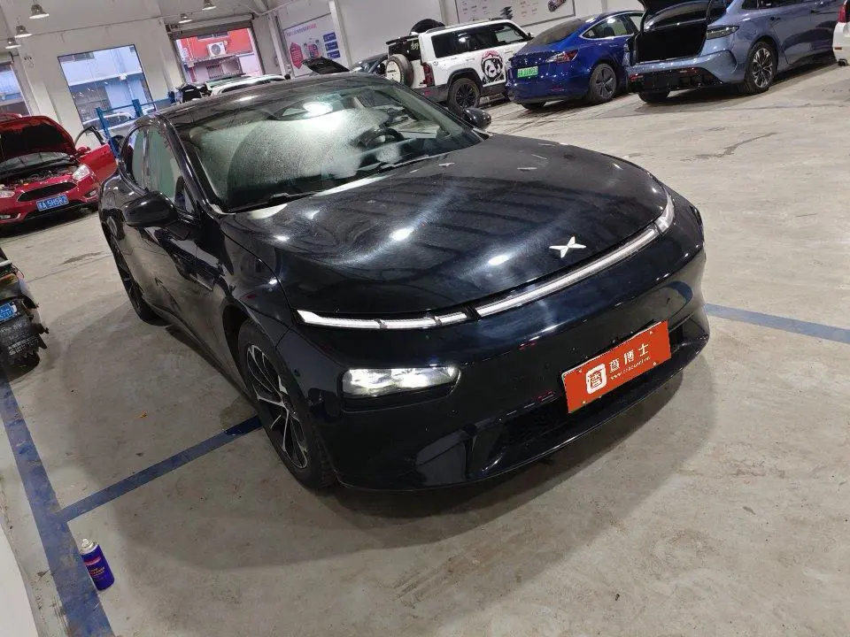 Xpeng P7
