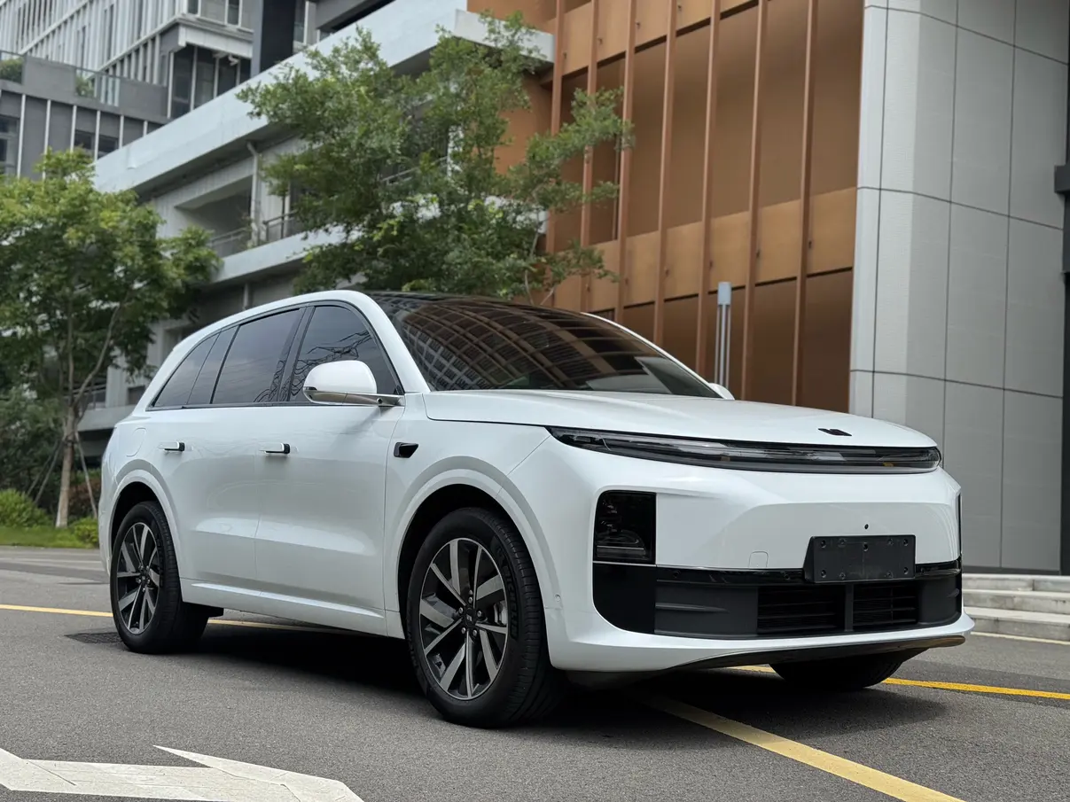Lixiang L6