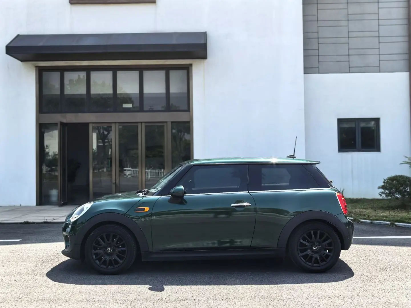 MINI 