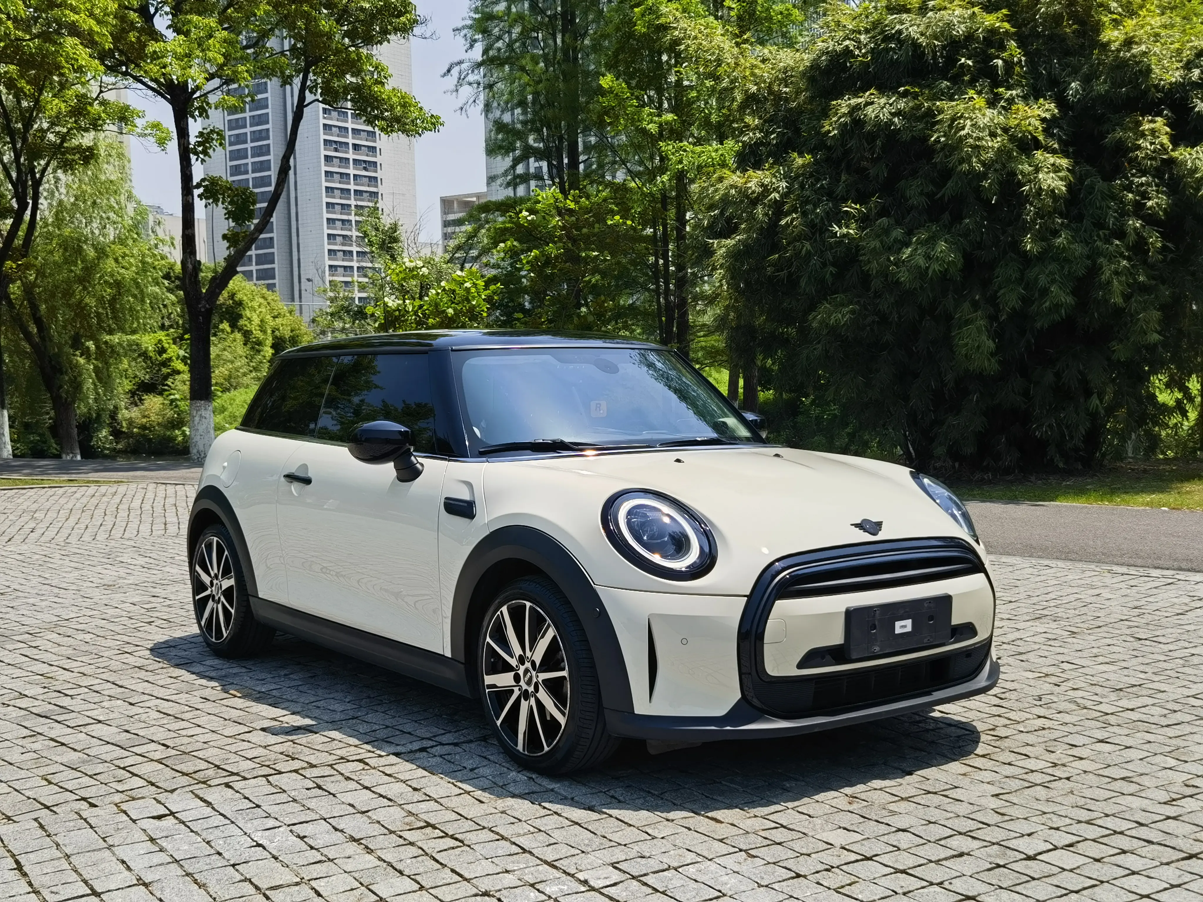 MINI 