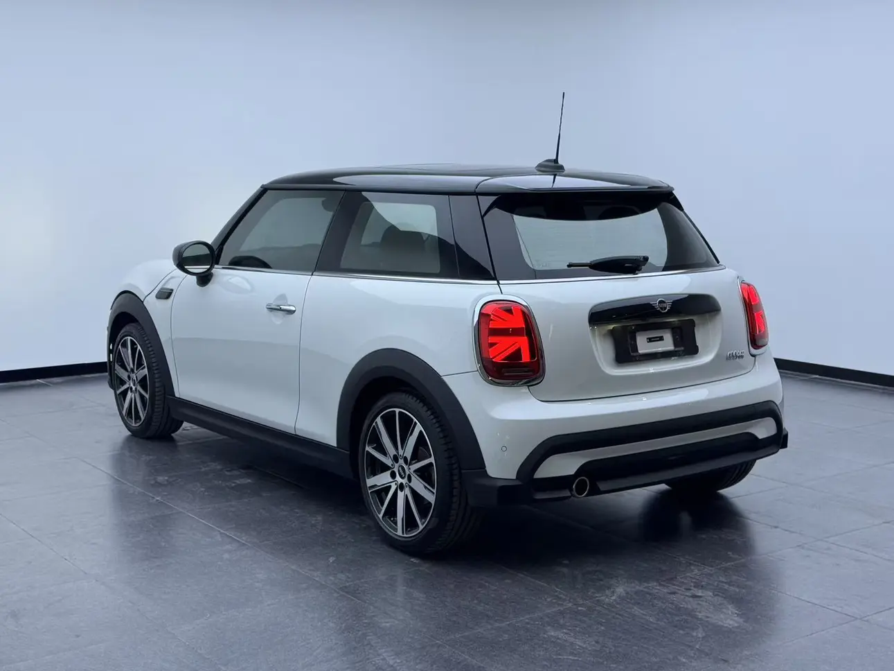 MINI 