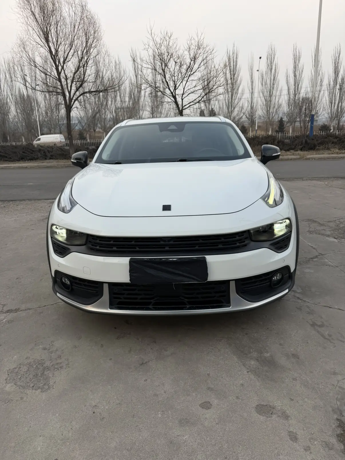 Lynk & Co 02
