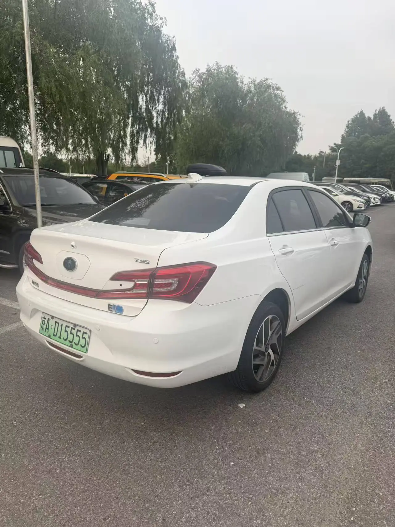 BYD QinEV