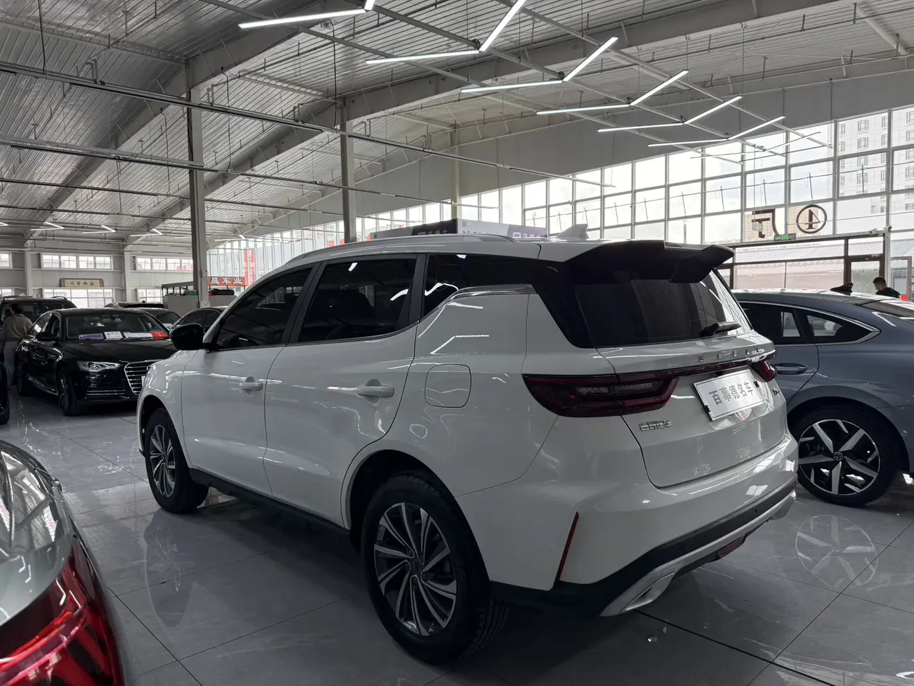 Geely Vision X6