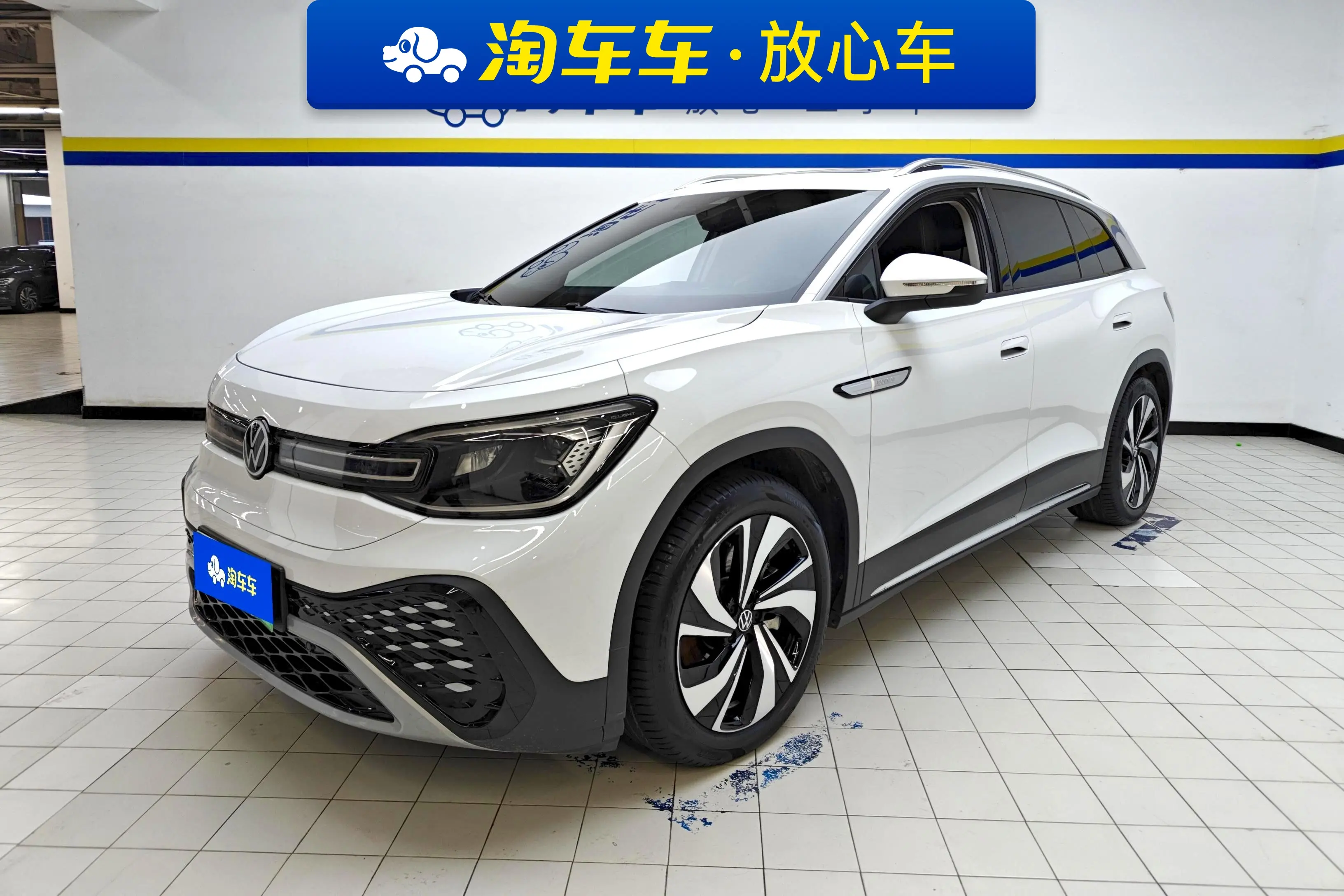 Volkswagen ID.6 CROZZ