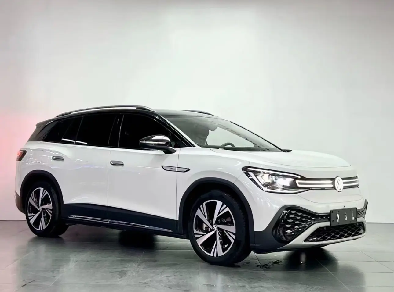 Volkswagen ID.6 CROZZ