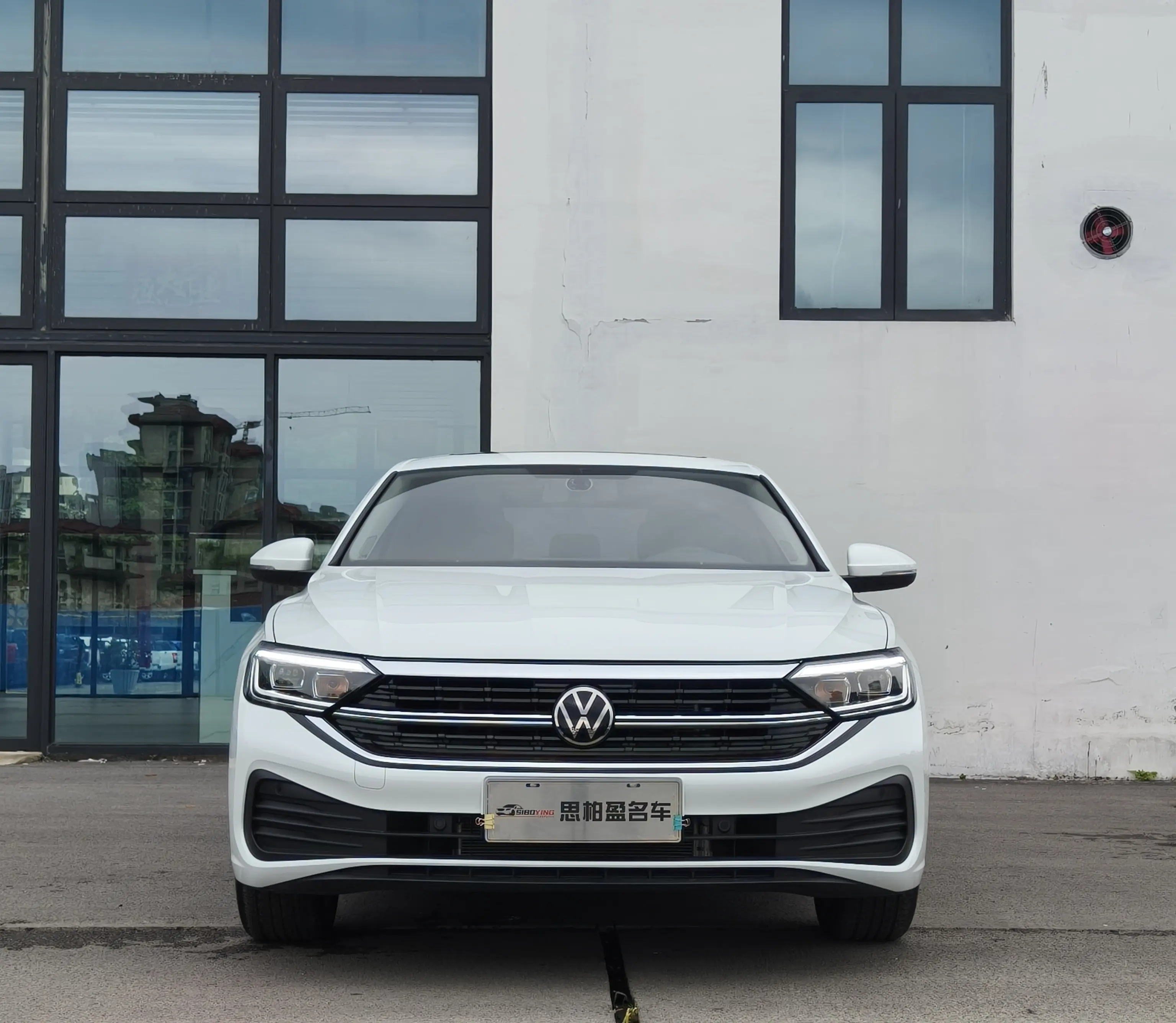 Volkswagen Sagitar
