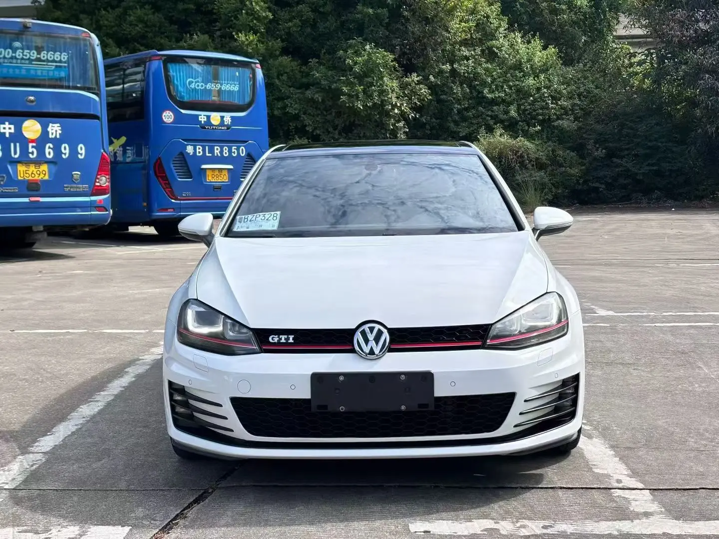 Volkswagen Golf GTI