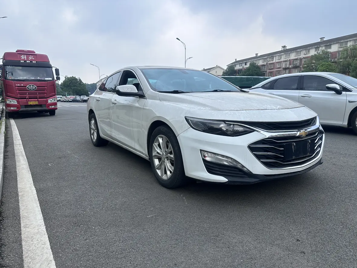 Chevrolet Malibu XL