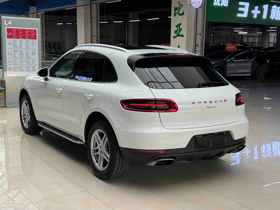 Porsche Macan