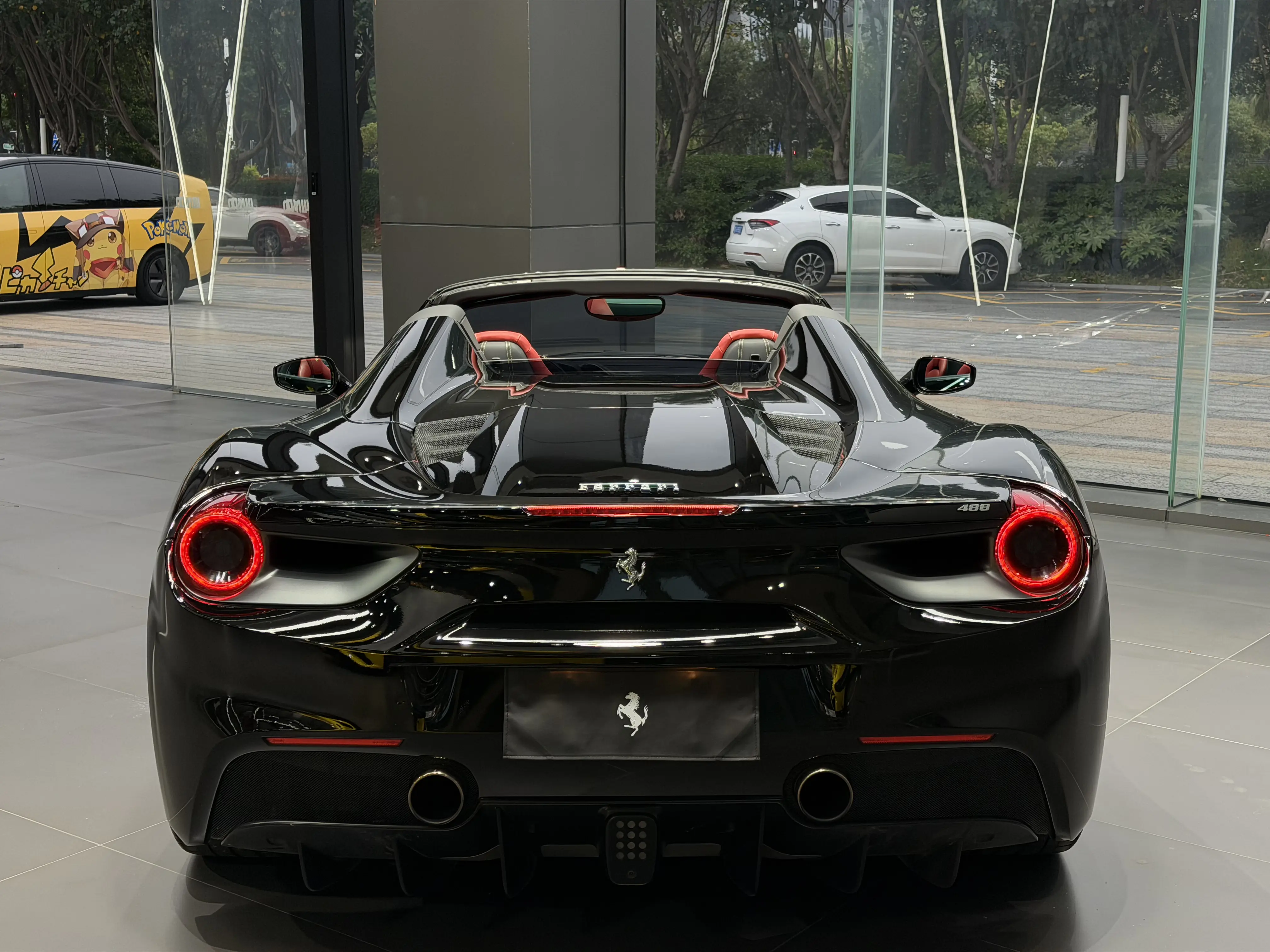 Ferrari 488