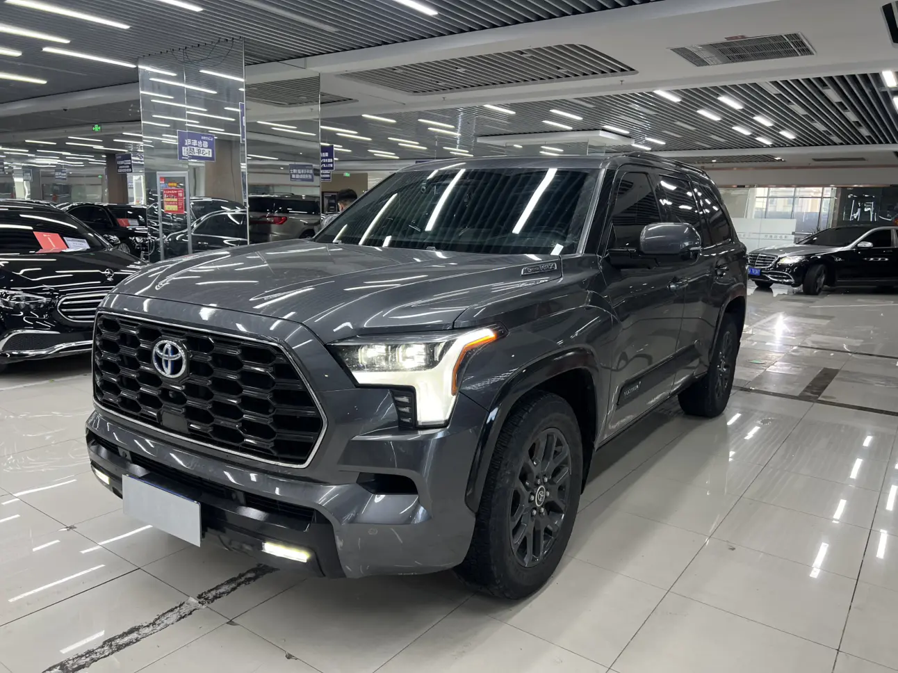 Toyota Sequoia