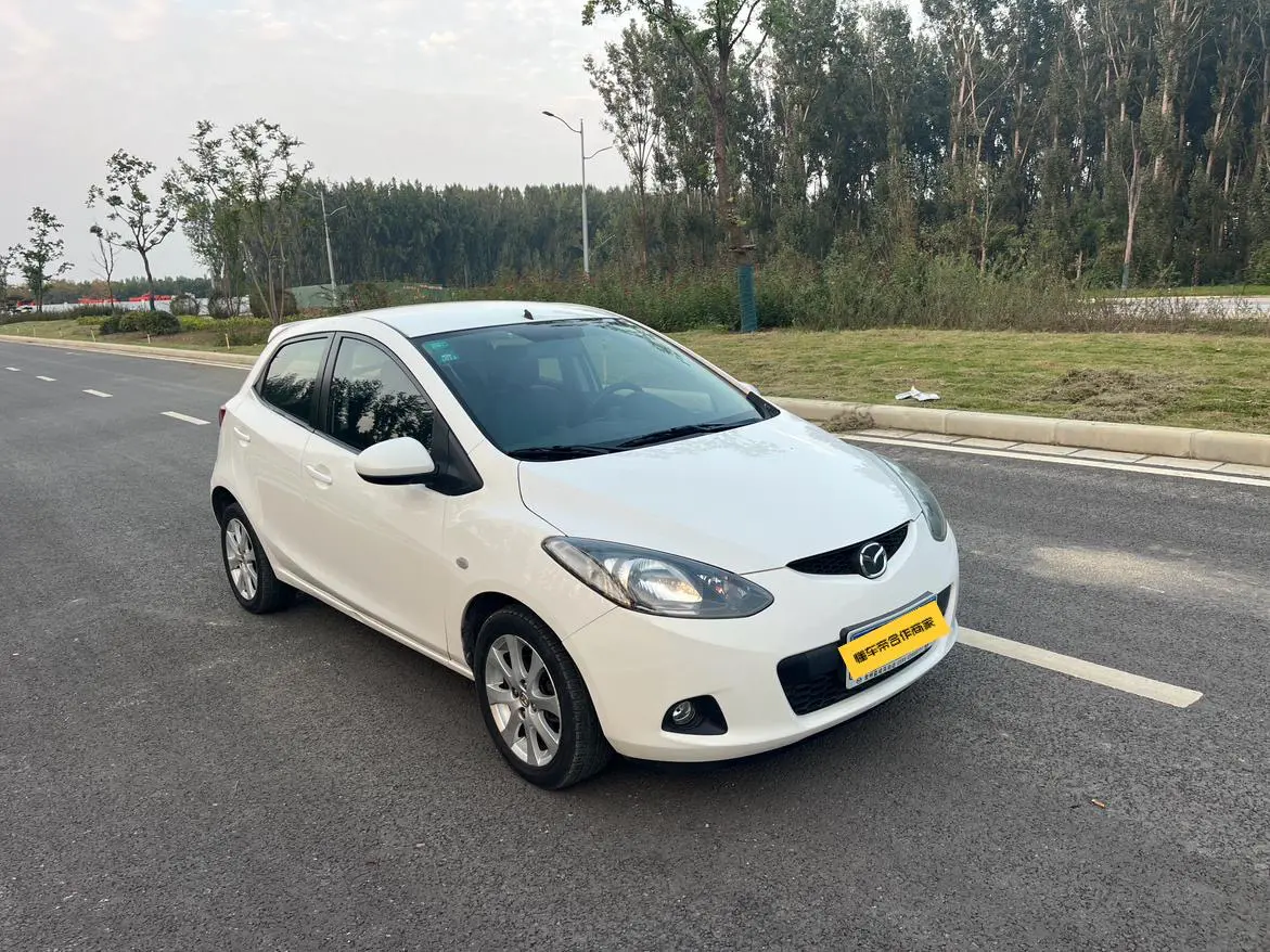 Mazda 2