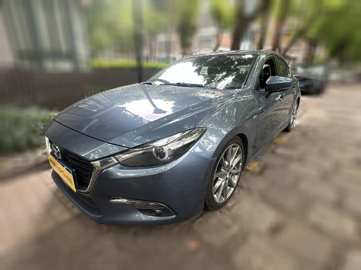 Mazda Axela