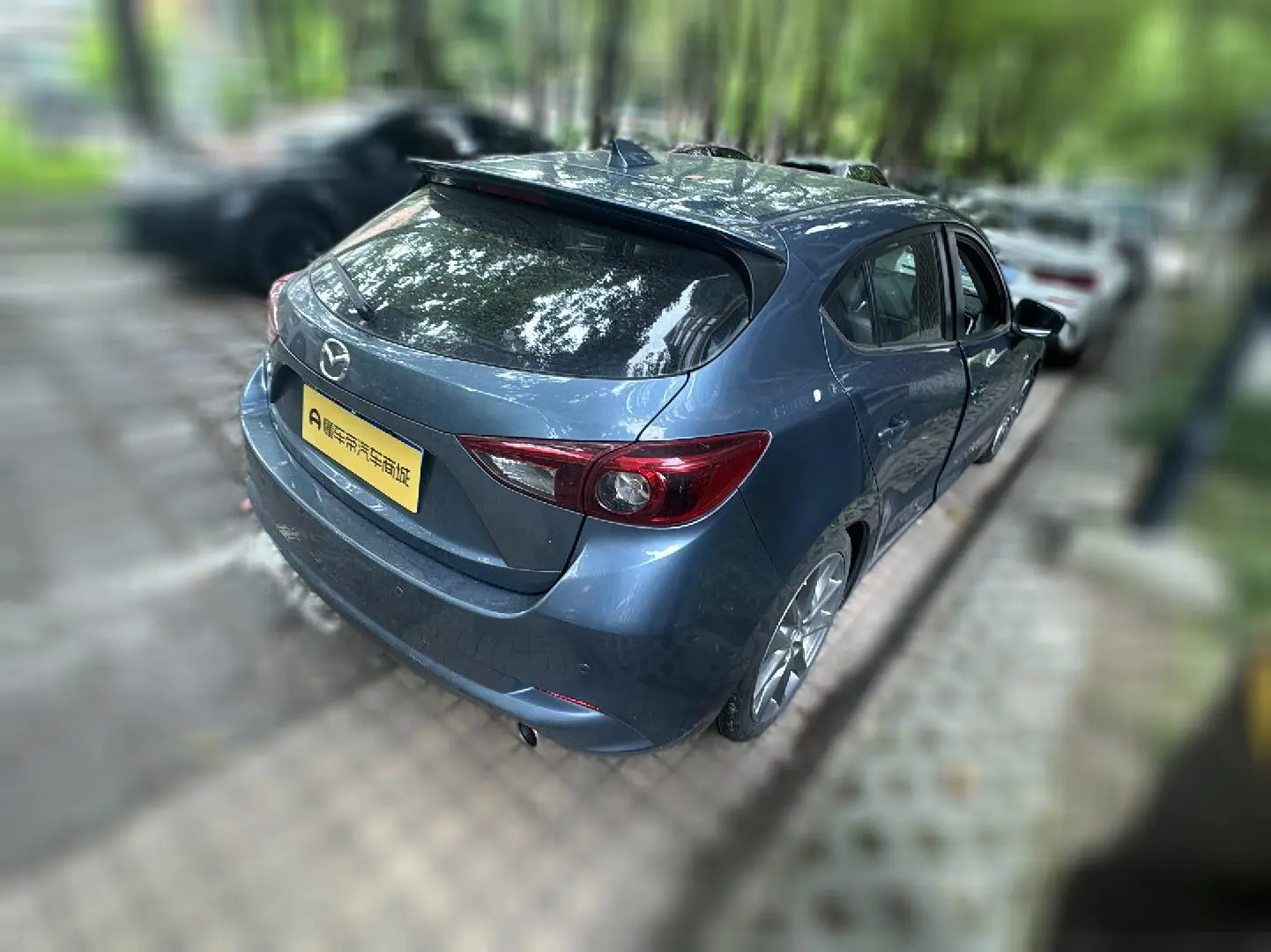 Mazda Axela