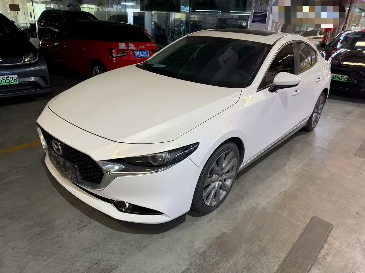 Mazda Axela