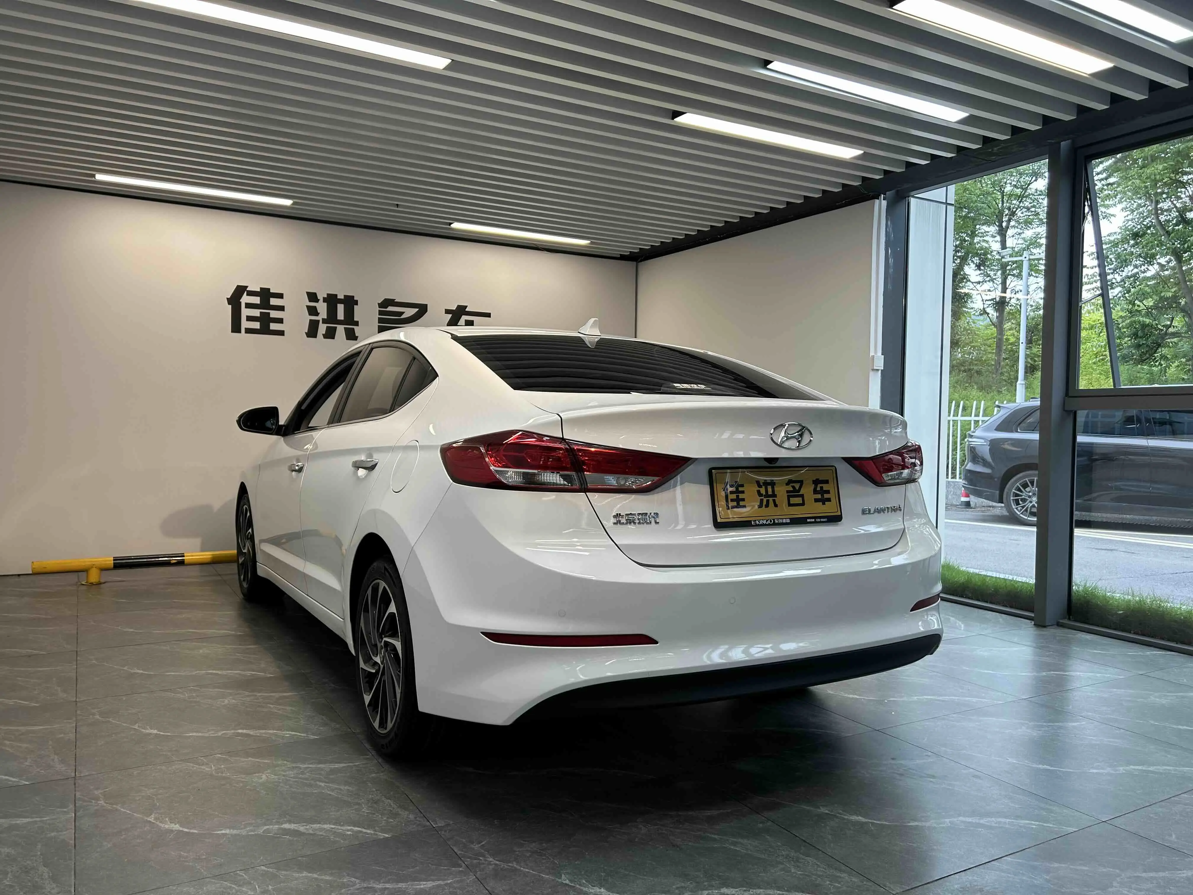 Hyundai Lead