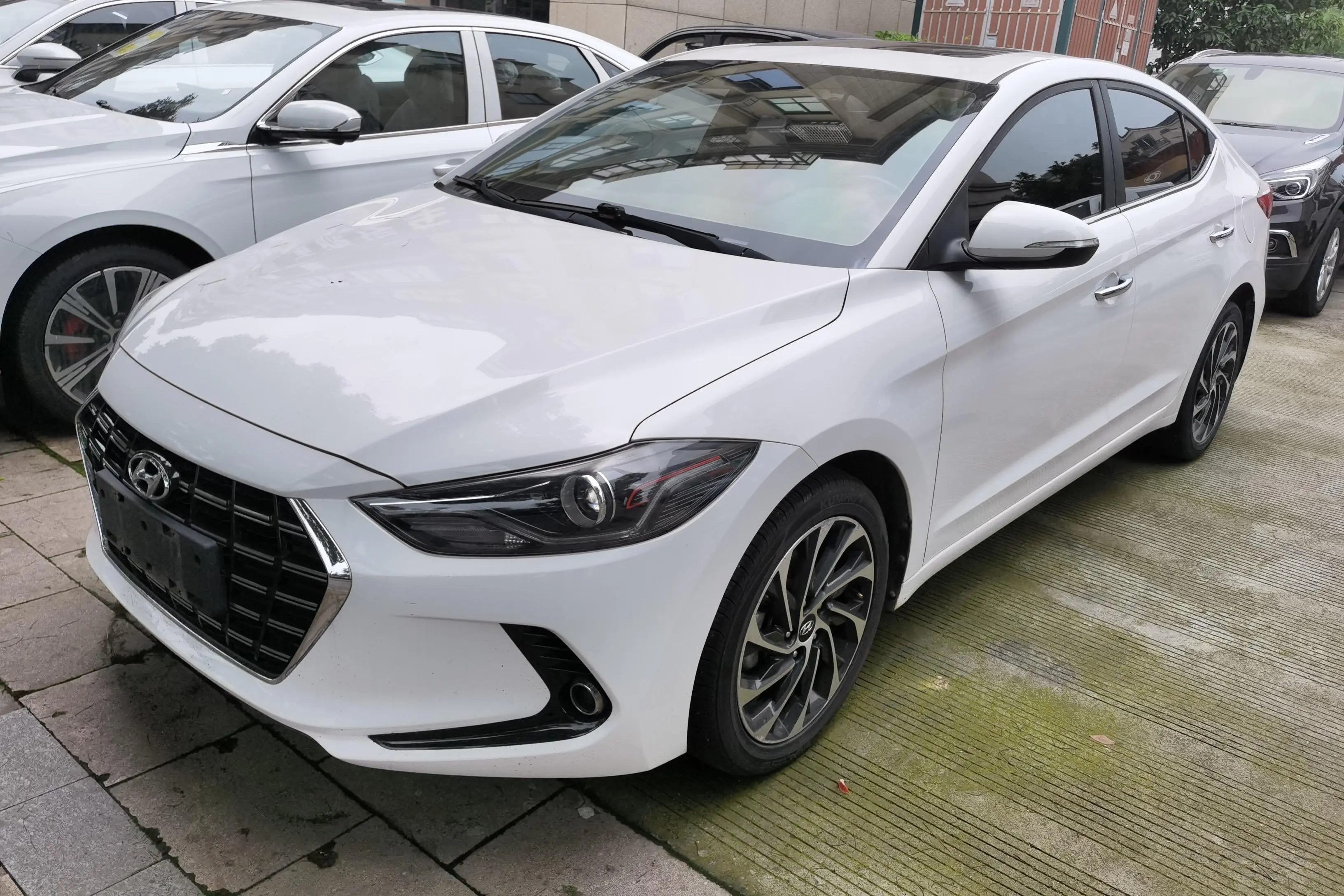 Hyundai Lead