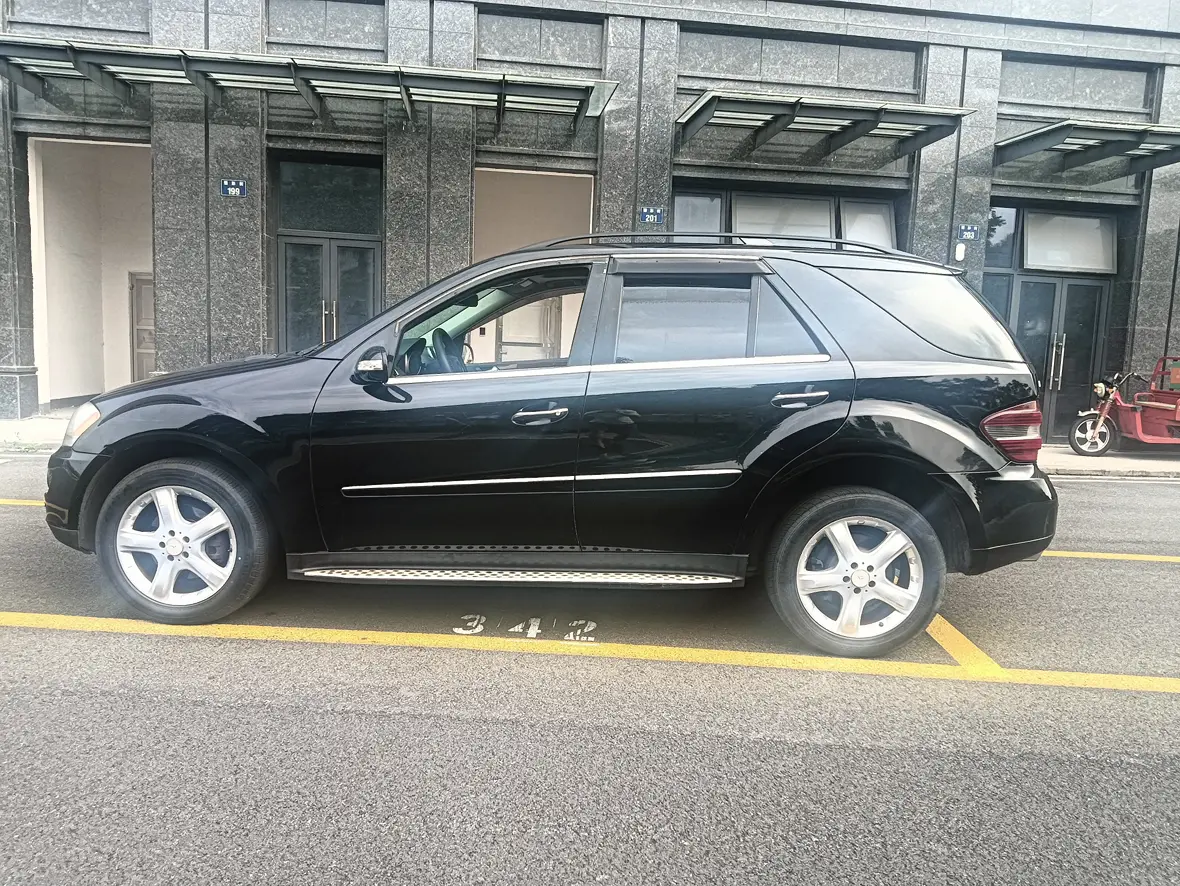 Mercedes-Benz M Class