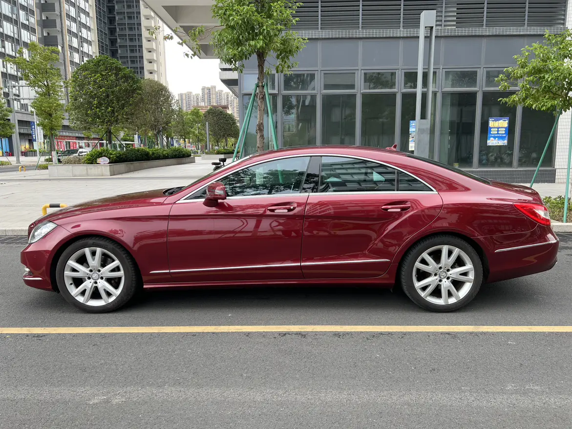 Mercedes-Benz CLS