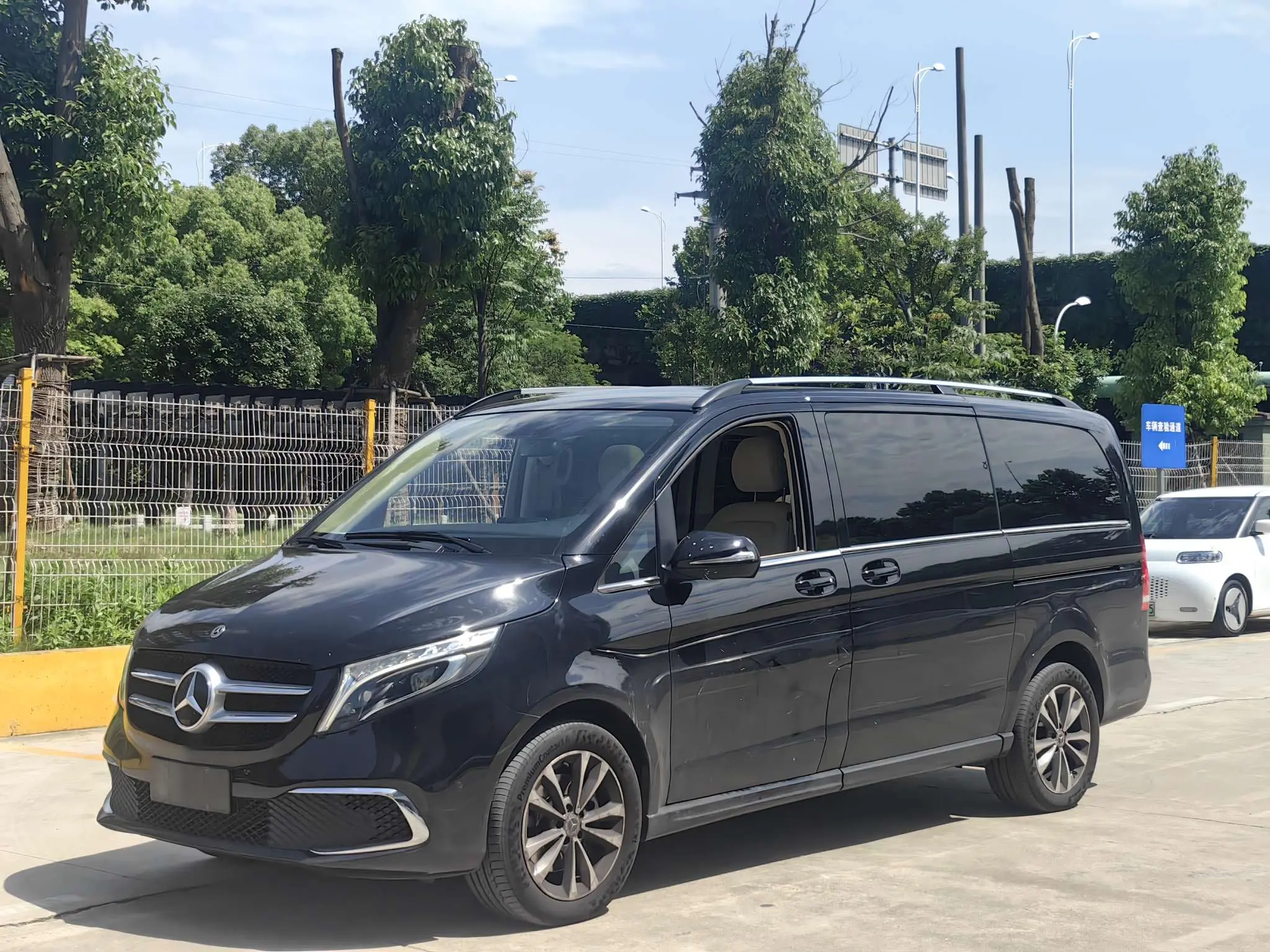 Mercedes-Benz V Class