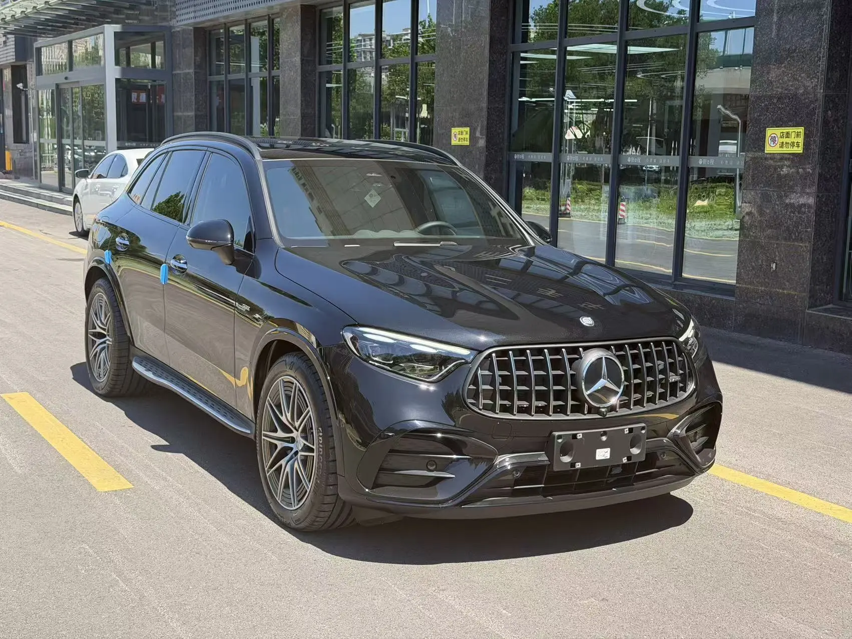 Mercedes-Benz GLC AMG