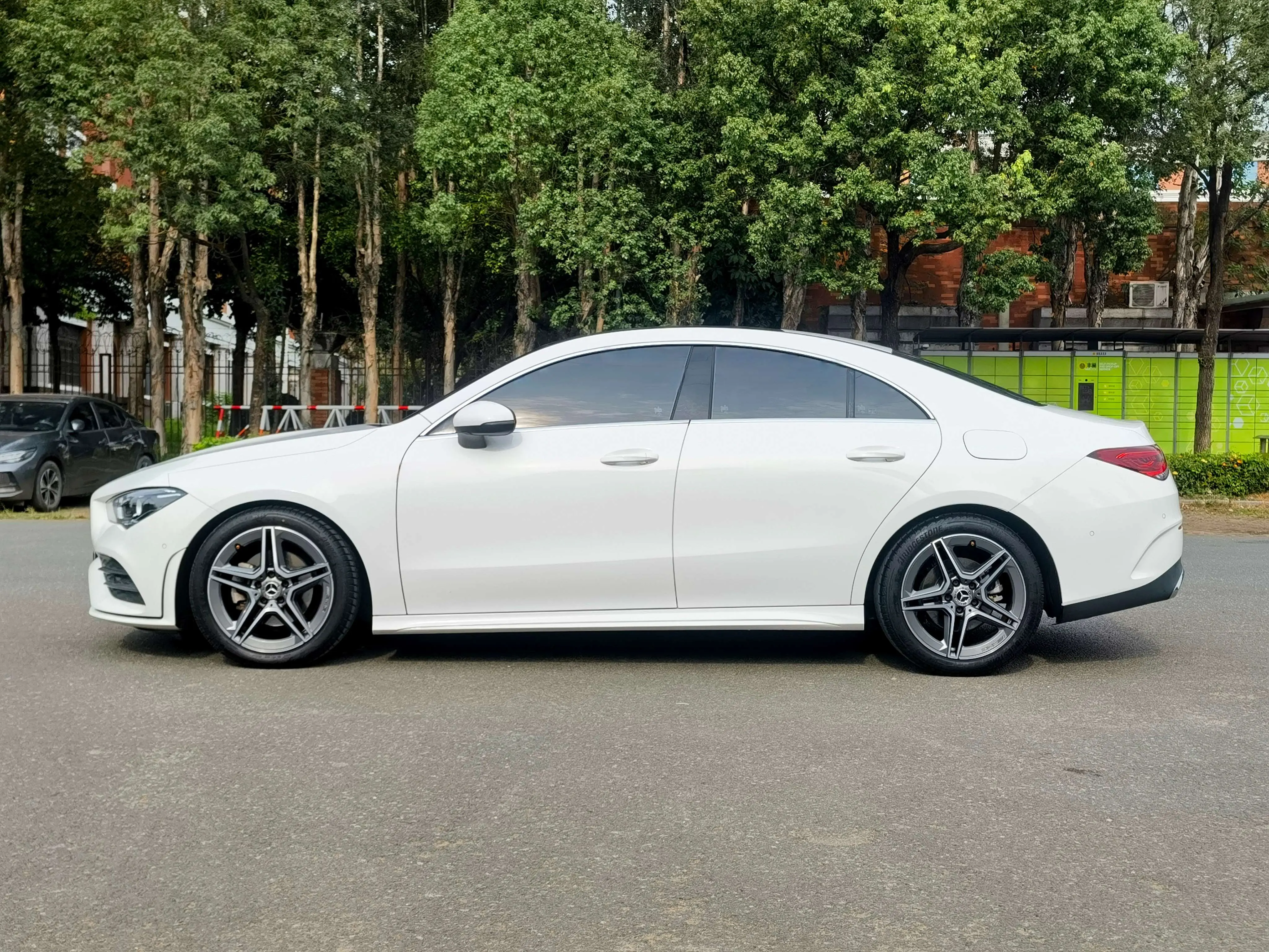 Mercedes-Benz CLA (Imported)