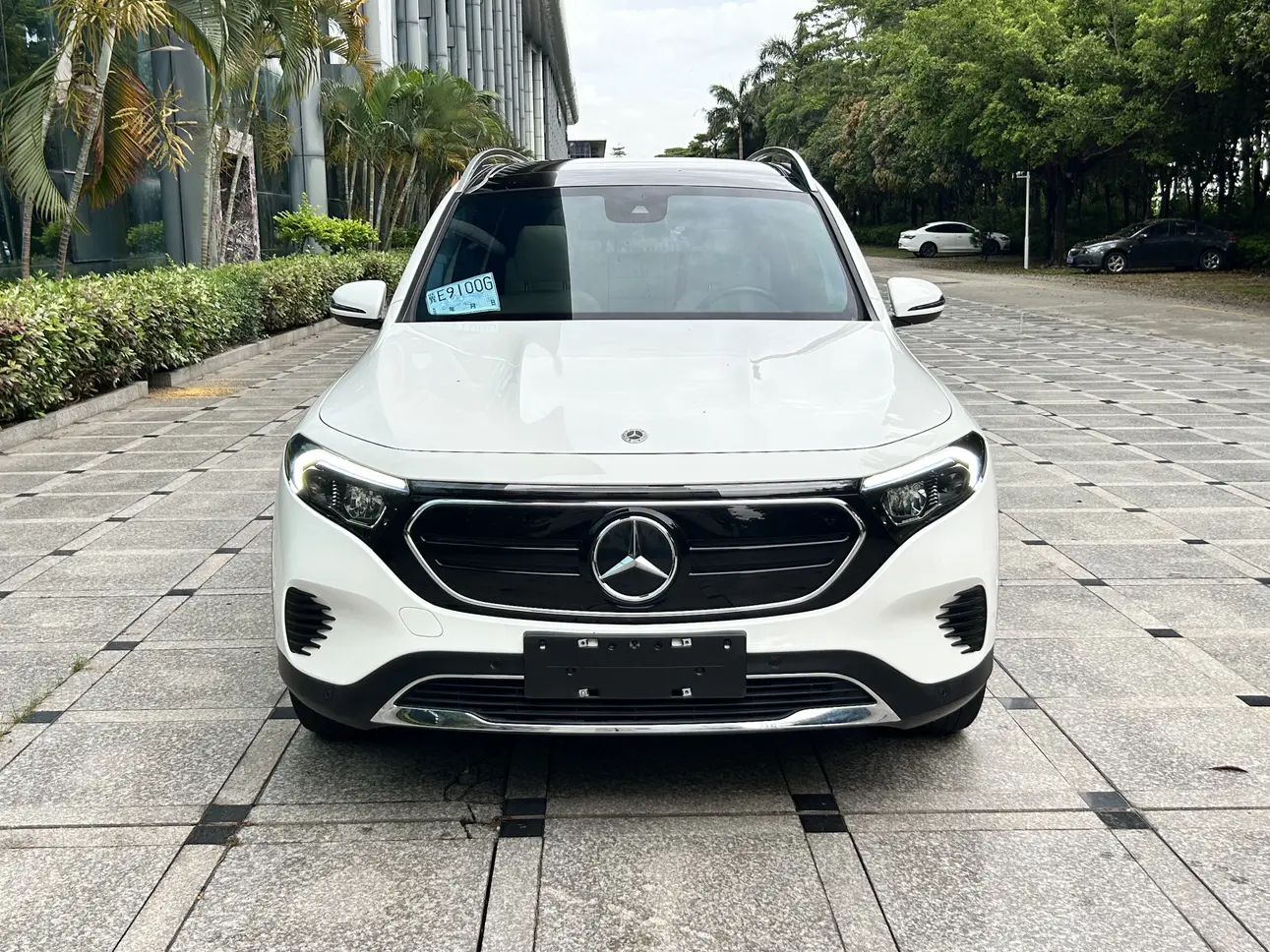 Mercedes-Benz EQB