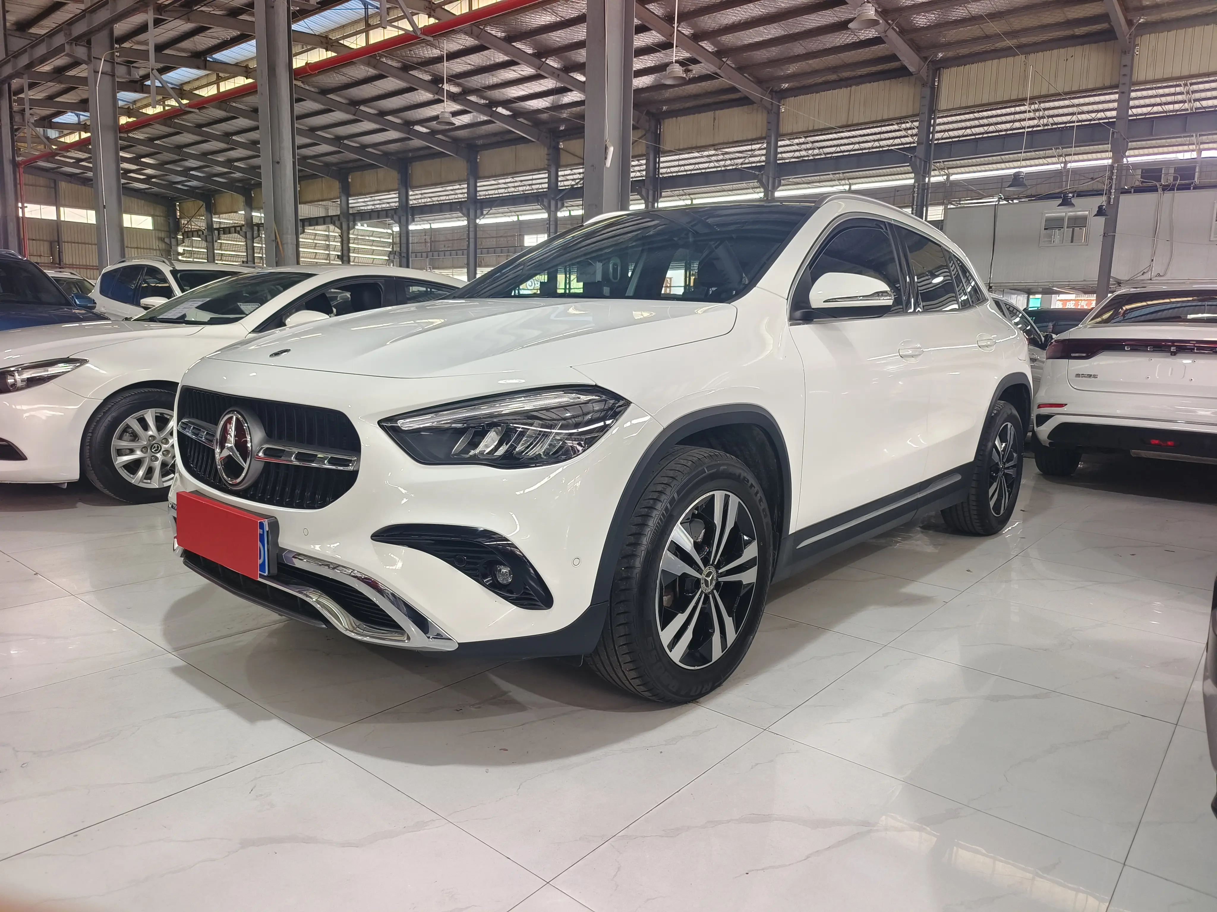 Mercedes-Benz GLA