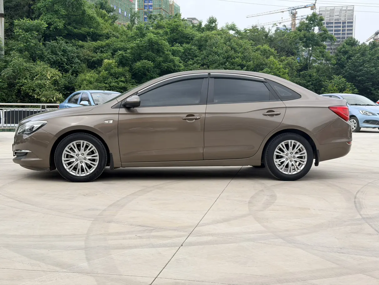 Buick Yinglang